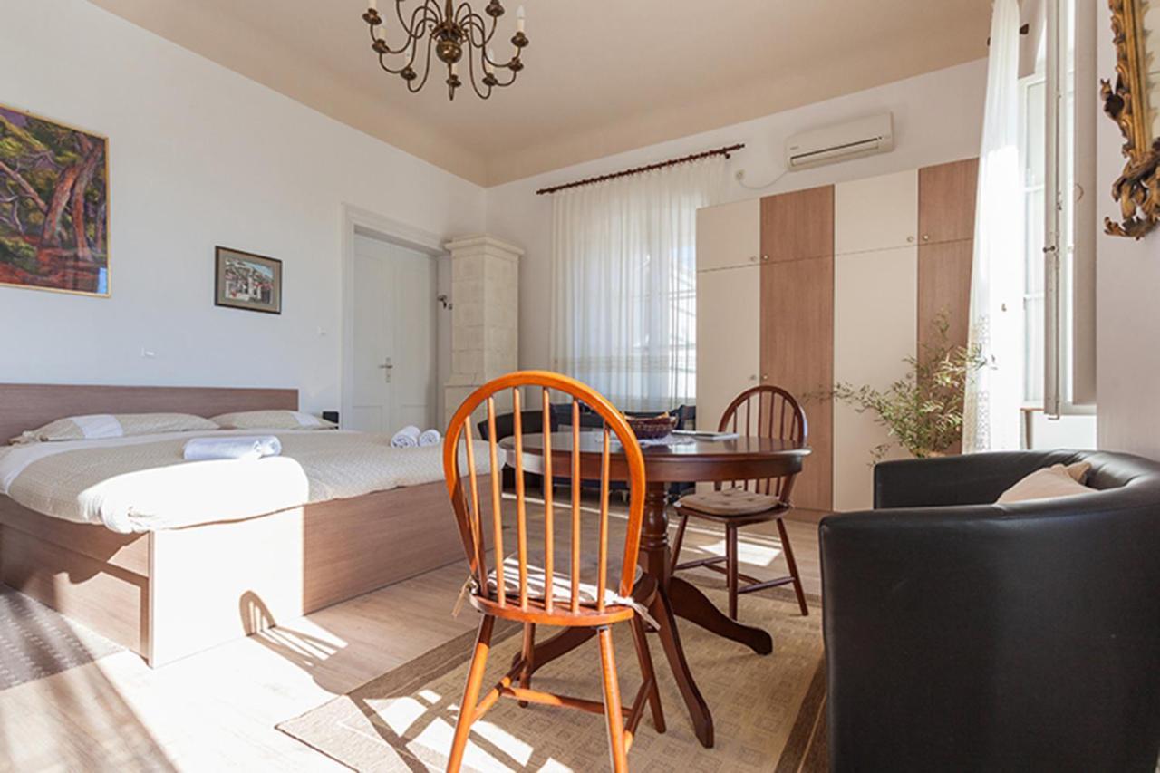Solei With Terrace Oldtown And Sea View Apartment ดูบรอฟนิก ภายนอก รูปภาพ